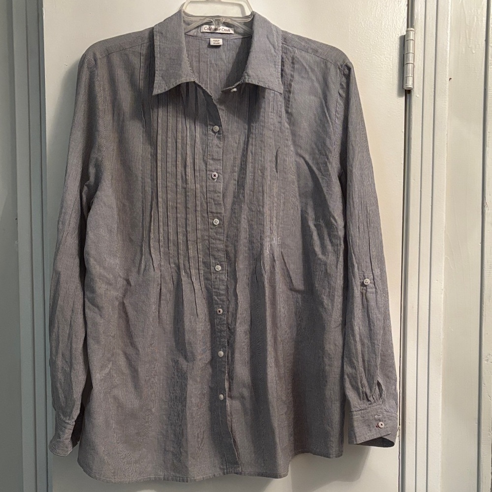 Coldwater Creek Xl navy pinstripe tucked shirt.